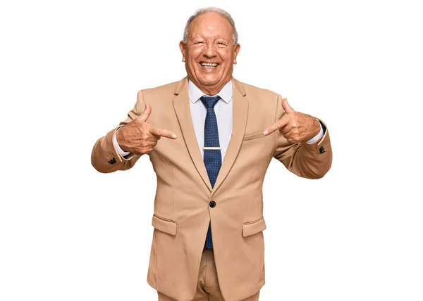 Senior Caucasian Man Wearing Business Suit Tie Looking Confident Smile — Stock Photo, Image