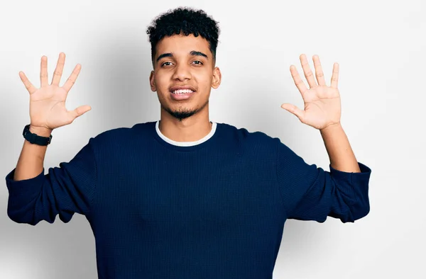 Young African American Man Wearing Casual Clothes Showing Pointing Fingers — Stock Photo, Image