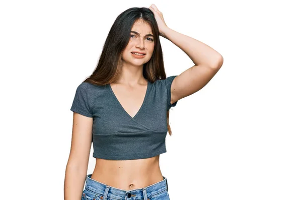 Joven Hermosa Chica Adolescente Que Usa Casual Top Cosecha Camiseta — Foto de Stock