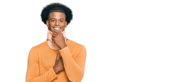 African American Man Afro Hair Wearing Cervical Neck Collar Looking — Stock Photo, Image
