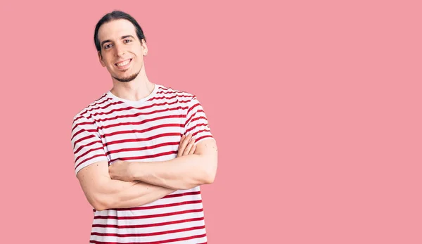 Young Adult Man Long Hair Wearing Casual Striped Tshirt Happy — Stock Photo, Image