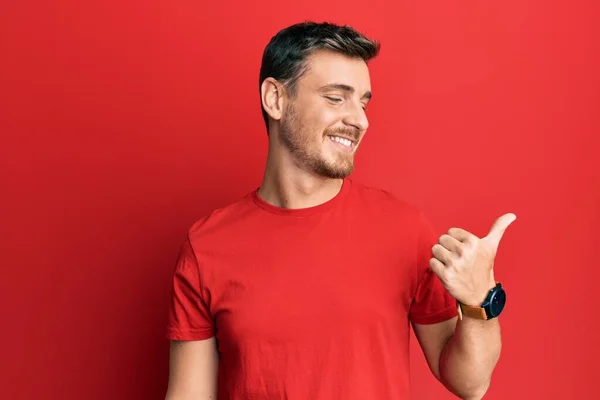 Handsome Caucasian Man Wearing Casual Red Tshirt Smiling Happy Face — Stockfoto