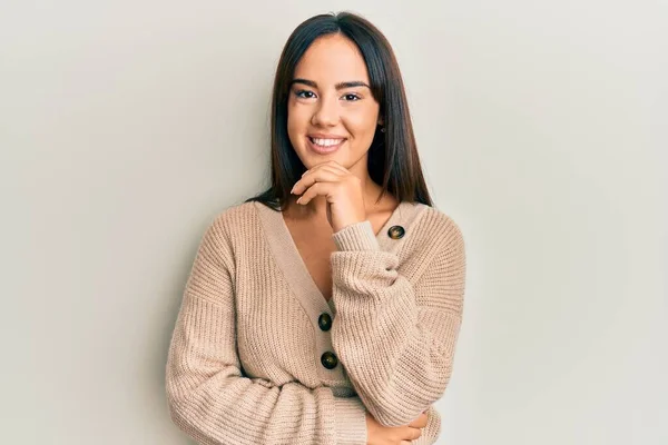 Young Beautiful Hispanic Girl Wearing Casual Winter Sweater Smiling Looking — Stock Fotó
