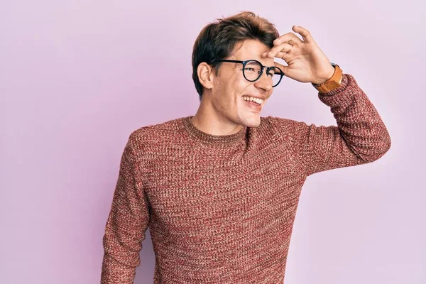 Handsome Caucasian Man Wearing Casual Sweater Glasses Very Happy Smiling — Fotografia de Stock