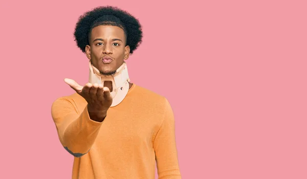 African American Man Afro Hair Wearing Cervical Neck Collar Looking — Stock Photo, Image