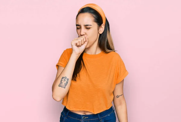 Young Hispanic Woman Wearing Casual Clothes Feeling Unwell Coughing Symptom — Stock Photo, Image