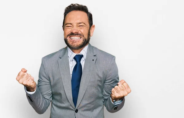 Homem Meia Idade Vestindo Roupas Negócios Muito Feliz Animado Fazendo — Fotografia de Stock