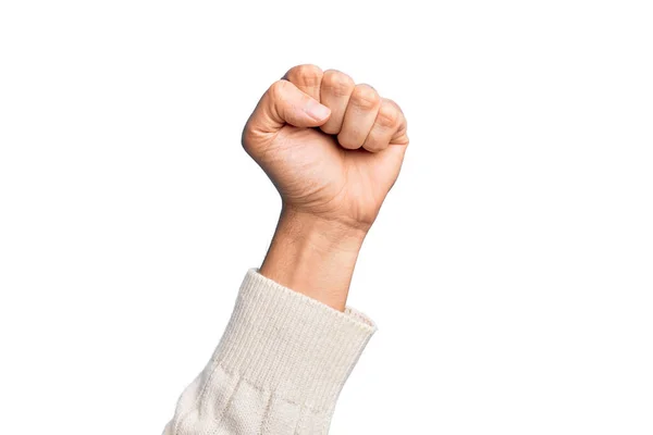 用手指捂住孤立的白人背景的高加索年轻人的手 做抗议和革命手势 用拳头表达力量和力量 — 图库照片