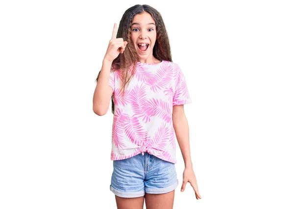 Menina Criança Hispânica Bonito Vestindo Roupas Casuais Apontando Dedo Para — Fotografia de Stock