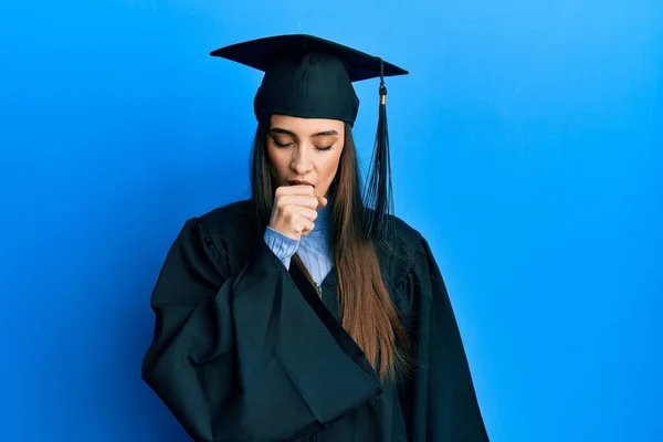 Beautiful Brunette Young Woman Wearing Graduation Cap Ceremony Robe Feeling — Stock Photo, Image