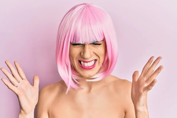 Young Man Wearing Woman Make Wearing Pink Wig Celebrating Mad — Stock Photo, Image