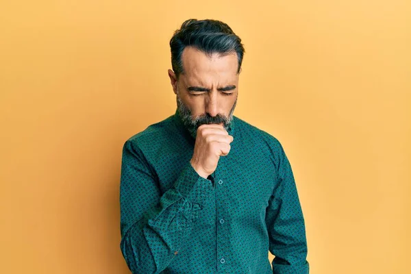 Homme Âge Moyen Avec Barbe Cheveux Gris Portant Des Vêtements — Photo