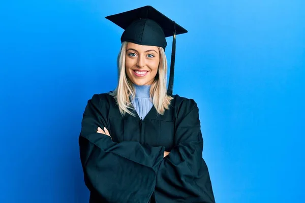 Beautiful Blonde Woman Wearing Graduation Cap Ceremony Robe Happy Face — Stock Photo, Image