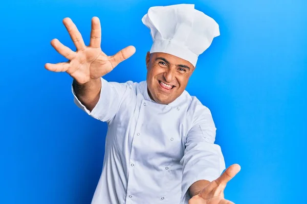 Mature Middle East Man Wearing Professional Cook Uniform Hat Looking — Stock Photo, Image