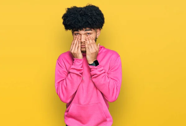 Young African American Man Afro Hair Wearing Casual Pink Sweatshirt — Stock Photo, Image
