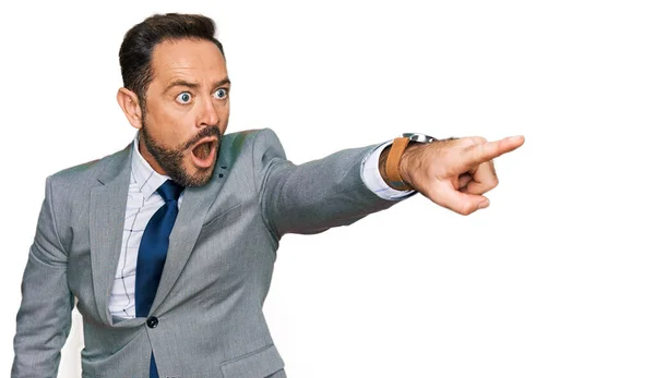 Middle Age Man Wearing Business Clothes Pointing Finger Surprised Ahead — Stock Photo, Image