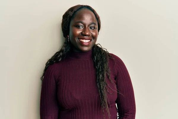 African Young Woman Wearing Casual Clothes Happy Cool Smile Face — Stock Photo, Image