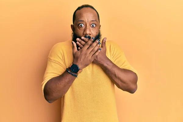 Young African American Man Wearing Casual Clothes Shocked Covering Mouth — Stock Photo, Image