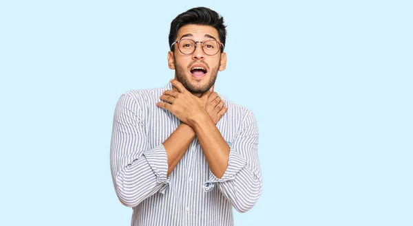 Young Handsome Man Wearing Casual Clothes Glasses Shouting Suffocate Because — Stock Photo, Image