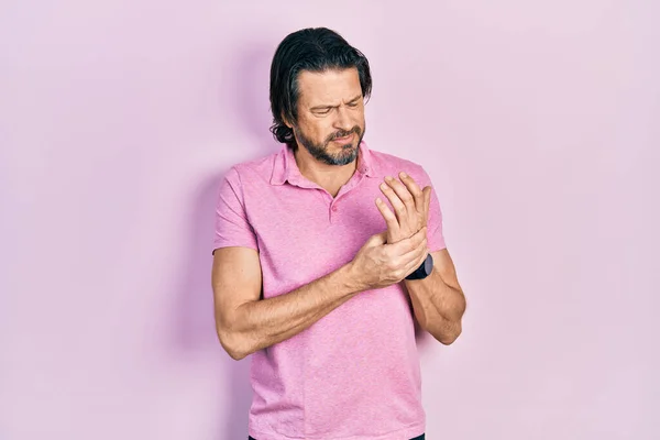 Middle Age Caucasian Man Wearing Casual White Shirt Suffering Pain — Stock Photo, Image