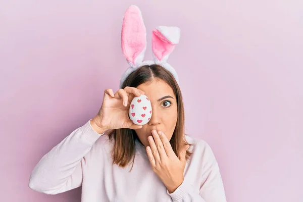 Jeune Belle Femme Portant Des Oreilles Lapin Pâques Mignon Tenant — Photo