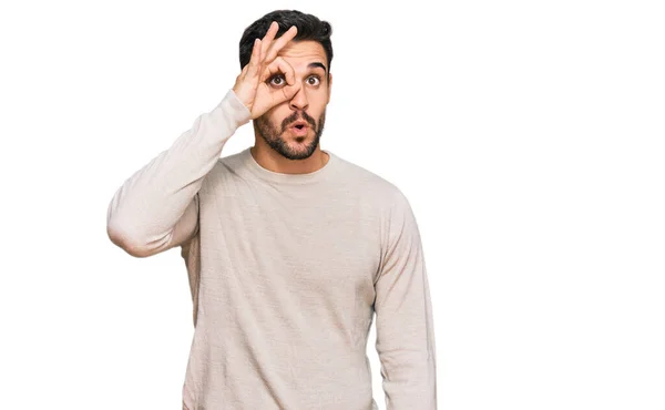 Young Hispanic Man Wearing Casual Clothes Doing Gesture Shocked Surprised — Stock Photo, Image