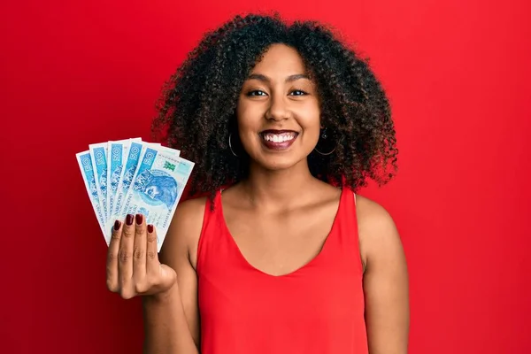 Beautiful African American Woman Afro Hair Holding Polish Zloty Banknotes — Stock Photo, Image