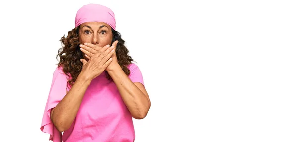 Middle Age Hispanic Woman Wearing Breast Cancer Support Pink Scarf — Stock Photo, Image