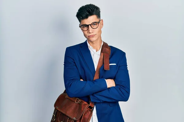 Junger Hispanischer Mann Businesskleidung Skeptisch Und Nervös Ablehnender Gesichtsausdruck Mit — Stockfoto