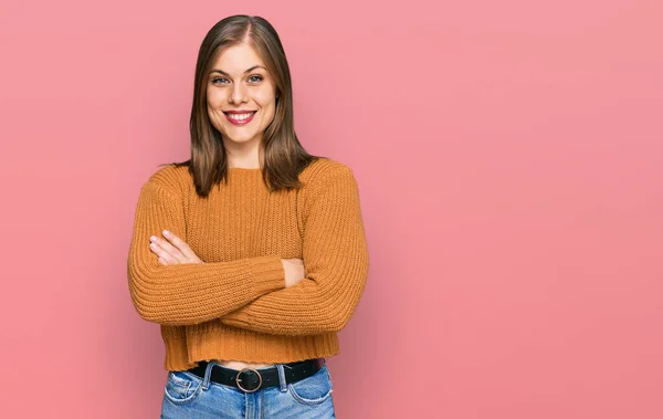 Hermosa Mujer Caucásica Vistiendo Ropa Casual Cara Feliz Sonriendo Con —  Fotos de Stock