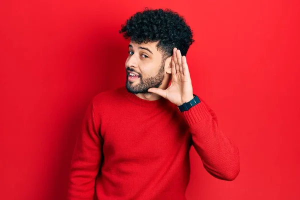 Jovem Árabe Com Barba Vestindo Camisola Vermelha Casual Sorrindo Com — Fotografia de Stock