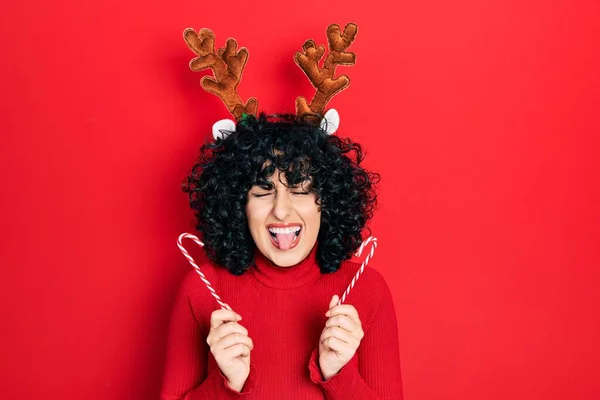 Jeune Femme Moyen Orient Portant Des Cornes Renne Noël Mignon — Photo