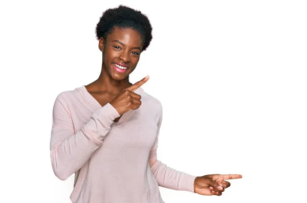 Young African American Girl Wearing Casual Clothes Smiling Looking Camera — Stock Photo, Image