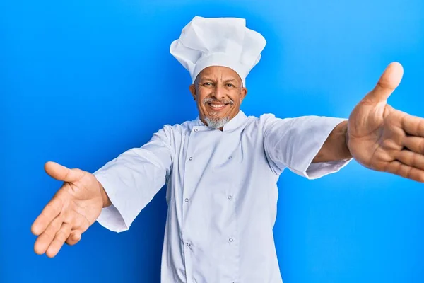 Middle Age Grey Haired Man Wearing Professional Cook Uniform Hat — Stock Photo, Image