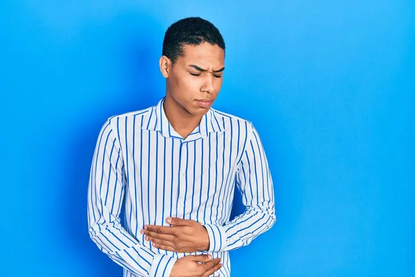 Genç Afro Amerikalı Adam Hazımsızlık Acı Verici Hastalıklar Midesi Üzerine — Stok fotoğraf