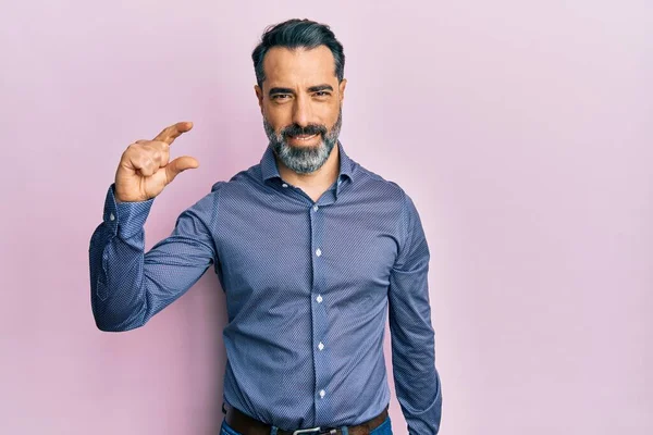 Homme Âge Moyen Avec Barbe Cheveux Gris Portant Des Vêtements — Photo