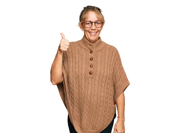 Middle Age Blonde Woman Wearing Sweater Glasses Smiling Happy Positive — Stock Photo, Image