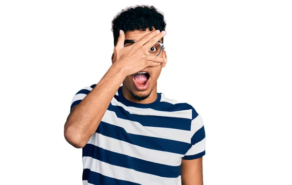 Young African American Man Wearing Casual Clothes Glasses Peeking Shock — Stock Photo, Image