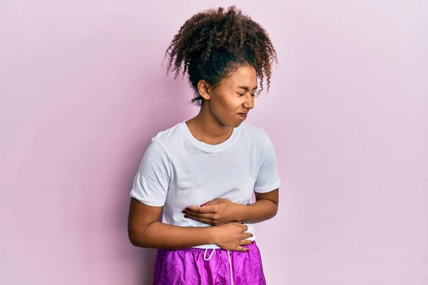 Mulher Americana Africana Bonita Com Cabelo Afro Vestindo Sportswear Com — Fotografia de Stock