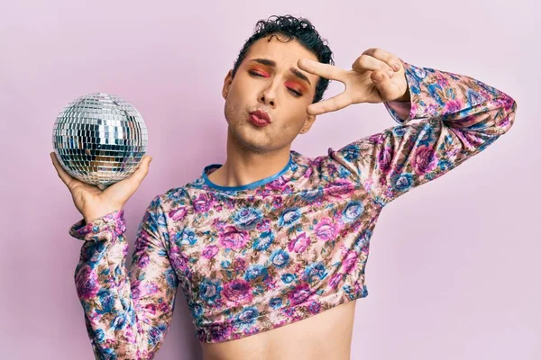 Handsome Man Wearing Make Holding Shiny Disco Ball Looking Camera — Stock Photo, Image