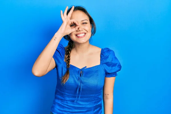Young Hispanic Girl Wearing Casual Clothes Doing Gesture Hand Smiling — Stock Photo, Image