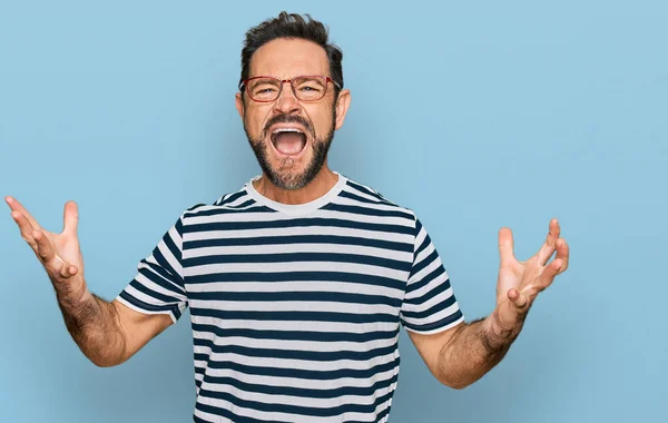 Middle Age Man Wearing Casual Clothes Glasses Crazy Mad Shouting — Stock Photo, Image