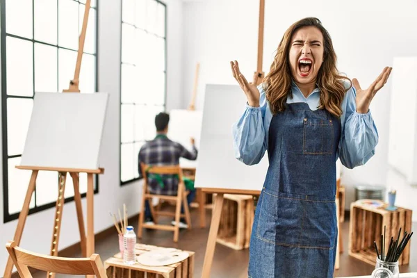 Giovane Artista Donna Studio Arte Che Celebra Pazzo Pazzo Successo — Foto Stock