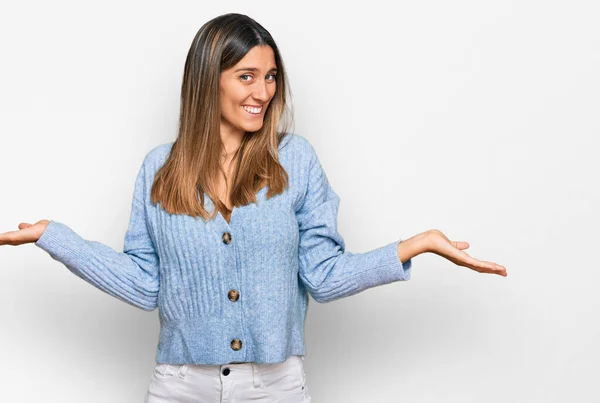Young Woman Wearing Casual Clothes Smiling Showing Both Hands Open — Stock Photo, Image