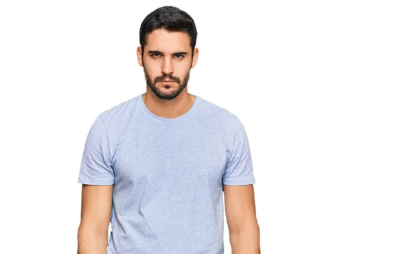 Joven Hombre Hispano Usando Ropa Casual Escéptico Nervioso Frunciendo Ceño — Foto de Stock