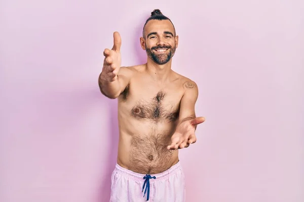 Young Hispanic Man Shirtless Wearing Swimsuit Looking Camera Smiling Open — Stock Photo, Image