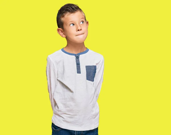 Adorable Caucasian Kid Wearing Casual Clothes Smiling Looking Side Staring — Stock Photo, Image