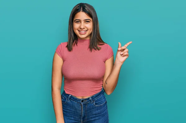 Young Hispanic Girl Wearing Casual Shirt Big Smile Face Pointing — Stock Photo, Image