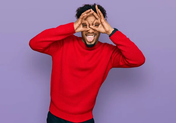 Jonge Afro Amerikaanse Man Met Baard Die Een Casual Wintertrui — Stockfoto