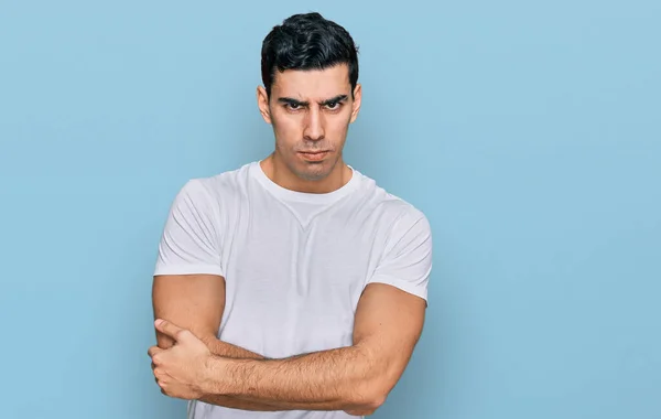 Bonito Homem Hispânico Vestindo Camisa Branca Casual Cético Nervoso Desaprovando — Fotografia de Stock